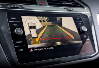 Подержанный автомобиль Volkswagen Tiguan 2021 года (27 фото)