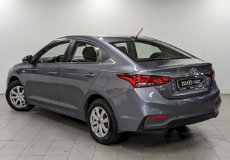 Подержанный автомобиль Hyundai Solaris Sedan 2019 года (7 фото)