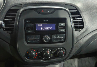 Подержанный автомобиль Renault Kaptur 2020 года (13 фото)