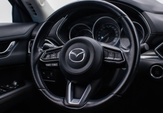 Подержанный автомобиль Mazda CX-5 2020 года (15 фото)
