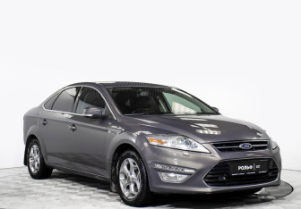 Подержанный автомобиль Ford Mondeo Liftback 2013 года (2 фото)