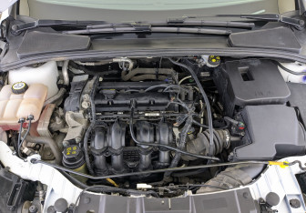 Подержанный автомобиль Ford Focus Hatchback 2017 года (9 фото)