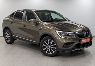 Подержанный автомобиль Renault Arkana 2021 года (3 фото)