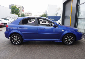 Подержанный автомобиль Chevrolet Lacetti Sedan 2007 года (4 фото)