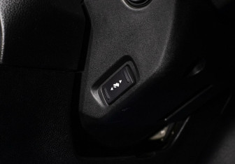 Подержанный автомобиль Ford Explorer 2017 года (13 фото)