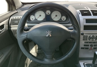 Подержанный автомобиль Peugeot 407 Sedan 2008 года (12 фото)