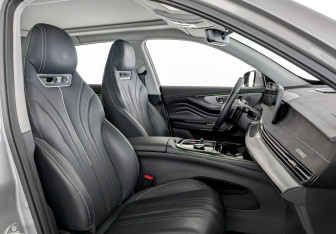 Подержанный автомобиль Exeed RX 2023 года (24 фото)