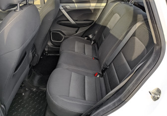 Подержанный автомобиль Geely Coolray 2023 года (18 фото)