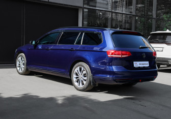 Подержанный автомобиль Volkswagen Passat Wagon 2018 года (6 фото)