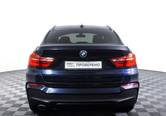 Подержанный автомобиль BMW X4 2017 года (6 фото)