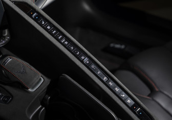 Новый Chevrolet Corvette Convertible 2023 (25 фото)