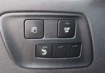 Подержанный автомобиль Citroen C4 Hatchback 2011 года (12 фото)