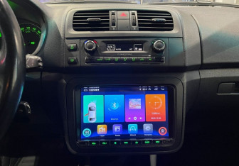 Подержанный автомобиль Skoda Fabia Hatchback 2012 года (16 фото)