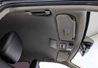 Подержанный автомобиль Mitsubishi Outlander 2017 года (21 фото)