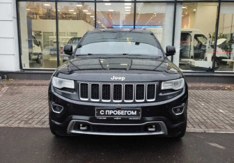 Подержанный автомобиль Jeep Grand Cherokee 2013 года (2 фото)