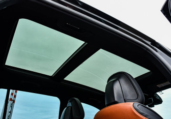 Подержанный автомобиль Mercedes-Benz GLC Coupe 2023 года (13 фото)