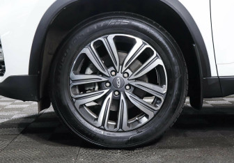 Подержанный автомобиль Chery Tiggo 8 2021 года (10 фото)