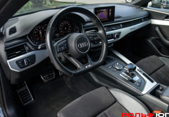 Подержанный автомобиль Audi A5 Liftback 2018 года (15 фото)