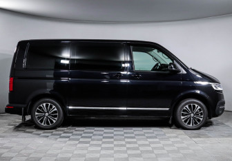 Подержанный автомобиль Volkswagen Multivan 2020 года (4 фото)