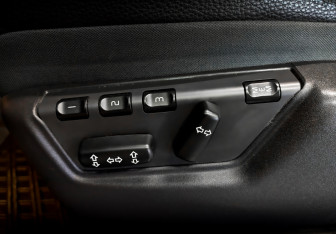 Подержанный автомобиль Volvo XC90 2011 года (21 фото)
