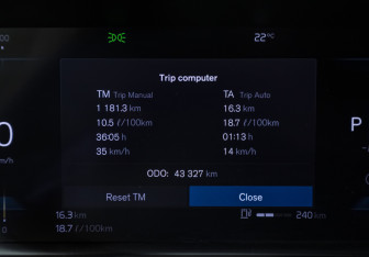 Подержанный автомобиль Volvo S90 2021 года (11 фото)