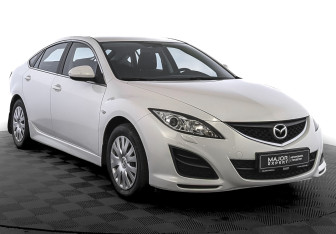 Подержанный автомобиль Mazda 6 Liftback 2012 года (3 фото)