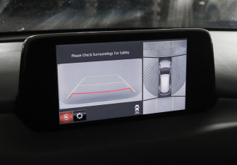 Подержанный автомобиль Mazda CX-8 2022 года (20 фото)