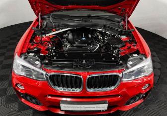 Подержанный автомобиль BMW X4 2018 года (10 фото)