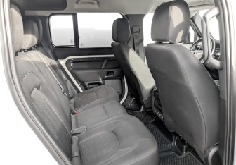 Подержанный автомобиль Land Rover Defender Suv 2021 года (12 фото)