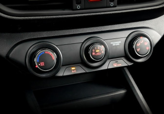 Подержанный автомобиль Kia Cerato Sedan 2020 года (25 фото)