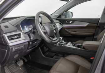 Подержанный автомобиль Chery Tiggo 8 Pro 2023 года (11 фото)