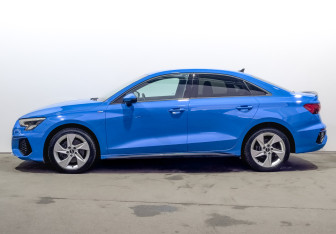 Подержанный автомобиль Audi A3 Sedan 2021 года (8 фото)