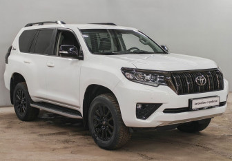 Подержанный автомобиль Toyota Land Cruiser Prado 2021 года (3 фото)