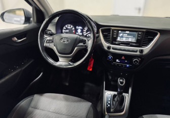 Подержанный автомобиль Hyundai Solaris Sedan 2017 года (12 фото)