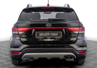 Подержанный автомобиль Kia Rio Hatchback 2018 года (6 фото)