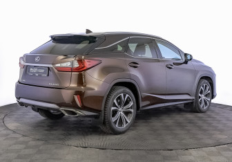 Подержанный автомобиль Lexus RX 2017 года (5 фото)