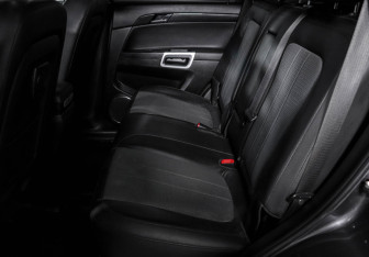 Подержанный автомобиль Opel Antara 2014 года (10 фото)