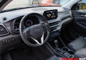 Подержанный автомобиль Hyundai Tucson 2019 года (8 фото)