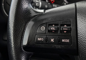 Подержанный автомобиль Mazda 6 Liftback 2012 года (27 фото)