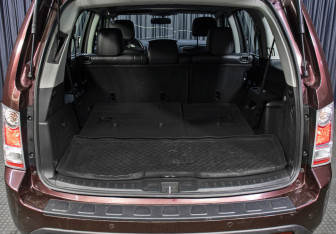 Подержанный автомобиль Honda Pilot 2013 года (10 фото)