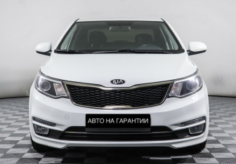 Подержанный автомобиль Kia Rio Sedan 2017 года (2 фото)