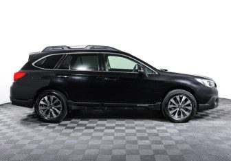 Подержанный автомобиль Subaru Outback Wagon 2017 года (4 фото)