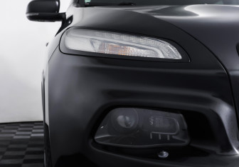 Подержанный автомобиль Jeep Cherokee 2014 года (21 фото)