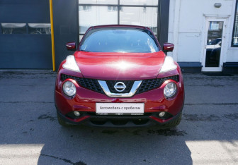 Подержанный автомобиль Nissan Juke 2017 года (2 фото)