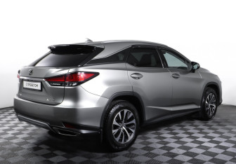 Подержанный автомобиль Lexus RX 2020 года (5 фото)