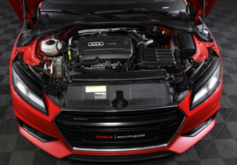 Подержанный автомобиль Audi TT Coupe 2015 года (9 фото)