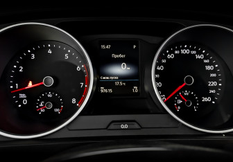 Подержанный автомобиль Volkswagen Tiguan 2017 года (13 фото)