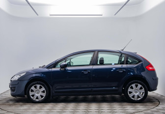 Подержанный автомобиль Citroen C4 Hatchback 2011 года (2 фото)