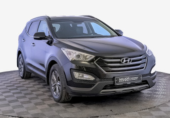 Подержанный автомобиль Hyundai Santa Fe 2014 года (3 фото)