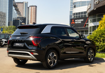 Подержанный автомобиль Hyundai Creta 2021 года (4 фото)
